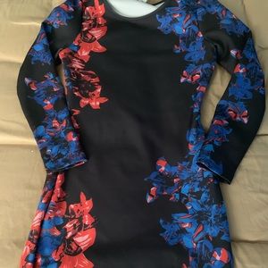 Short dress with beautiful design